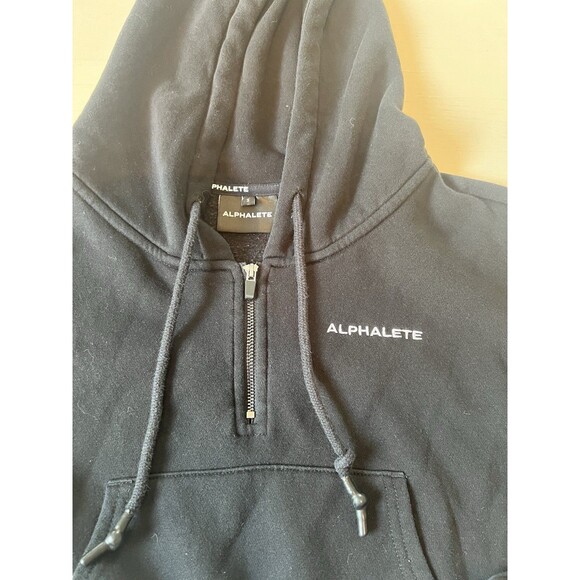 Alphalete Woman’s S Capital Cropped Hoodie Black Sweatshirt Workout - Picture 3 of 5
